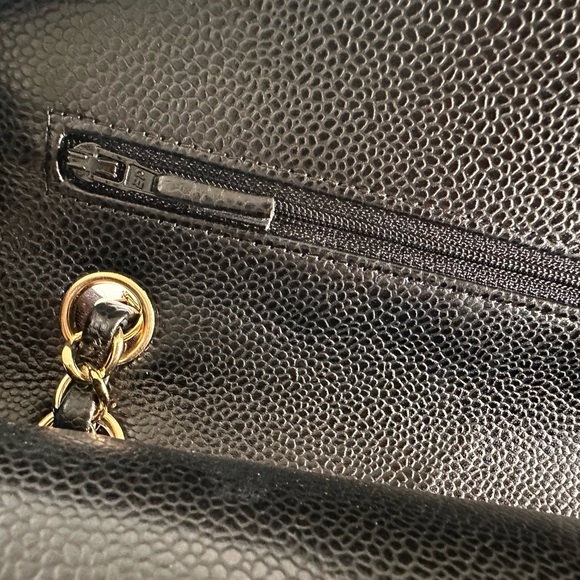 🖌Auth Chanel Classic Medium ” DOUBLE Flap Bag GHW Caviar Leather - Picture 14 of 16